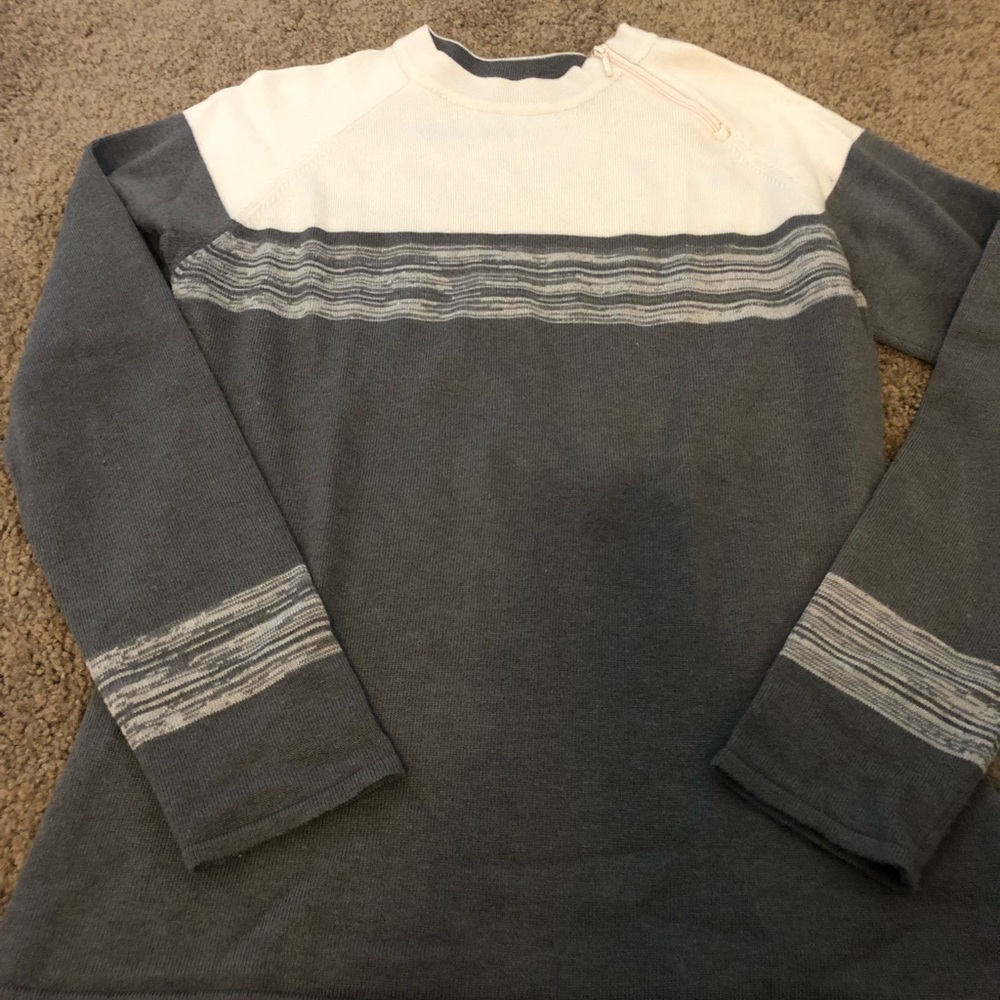 Prana Size Medium Pull Over Sweater